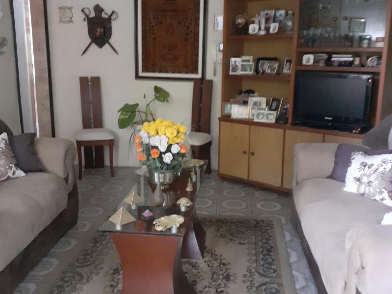 Casa à venda Guaratiba com 90m² e 3 quartos por R$ 550.000 - 1132559598-foto-04-sala.jpg