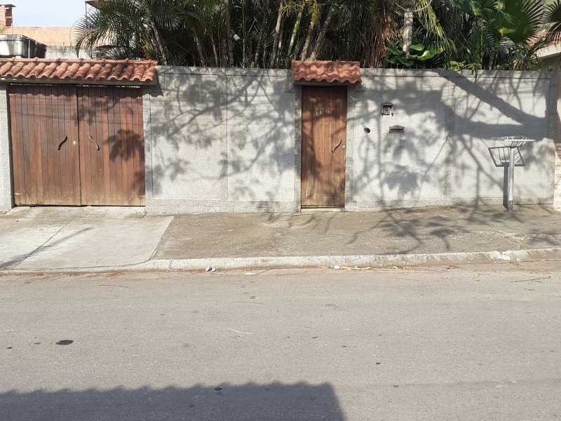 Casa à venda Guaratiba com 90m² e 3 quartos por R$ 550.000 - 1199072780-foto-01-frente-da-casa.jpg