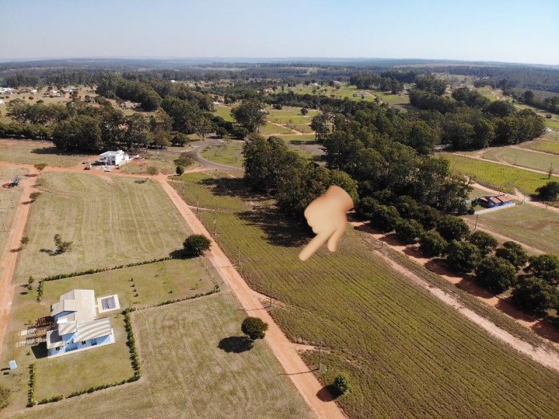 imóvel com 600m² - Thermas de Santa Barbara - Águas de Santa Bárbara