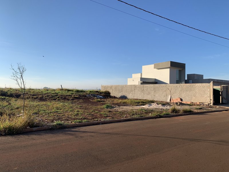 Terreno à venda Jardim Conceição com 250m² e 1 quarto por R$ 160.000 - 1413407170-img-1188.JPEG