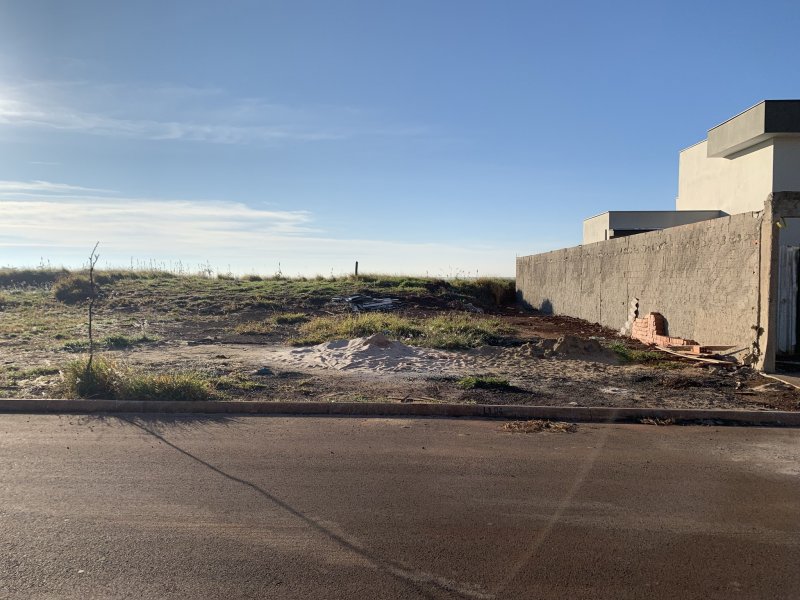 Terreno à venda Jardim Conceição com 250m² e 1 quarto por R$ 160.000 - 1877577688-img-1186.JPEG