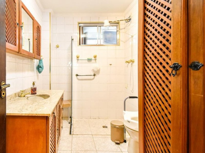 Apartamento à venda Bela Vista com 165m² e 3 quartos por R$ 1.100.000 - 1117175466-banheiro-2.jpg