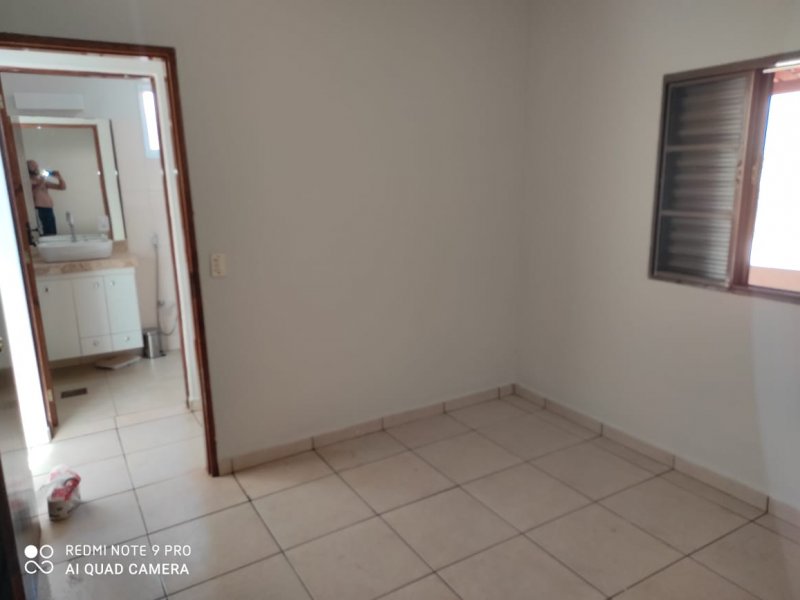Casa à venda Vila Virginia com 170m² e 3 quartos por R$ 350.000 - 1492879629-ea13e74a-5c2c-4b42-a756-2608ee83ffd4.jpg