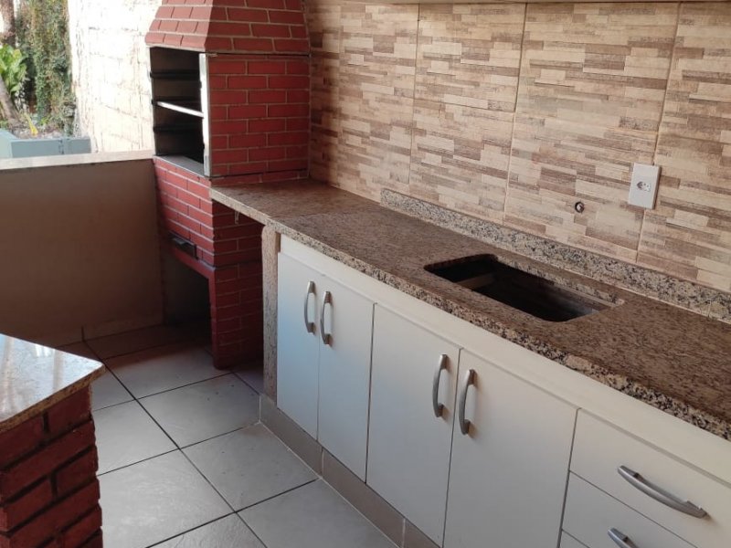 Casa à venda Vila Virginia com 170m² e 3 quartos por R$ 350.000 - 1550155948-8faebd55-bda2-4ca3-a7fb-b3c5795d919b.jpg