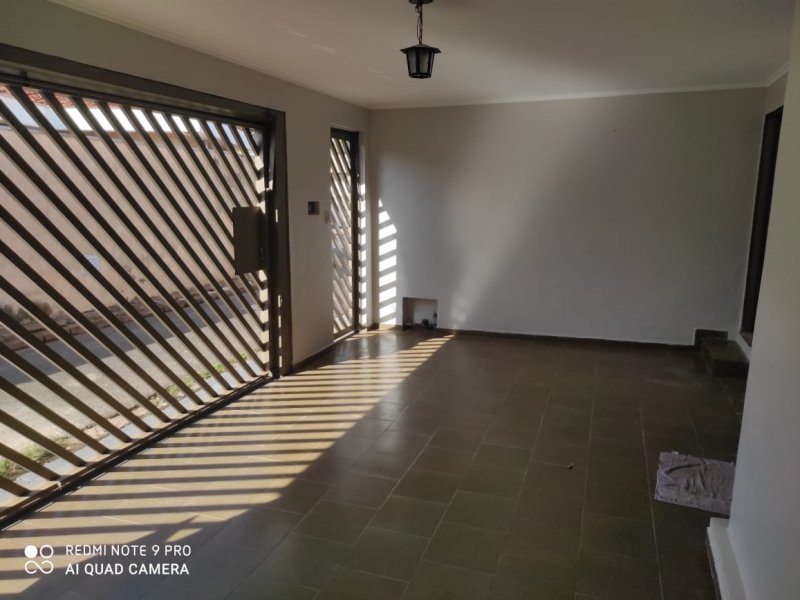 Casa à venda Vila Virginia com 170m² e 3 quartos por R$ 350.000 - 1839227202-31febdce-0ad8-4201-85ff-7a77a074d085.jpg