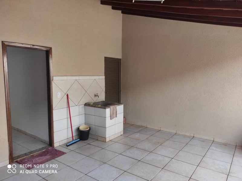 Casa à venda Vila Virginia com 170m² e 3 quartos por R$ 350.000 - 1872923468-30ffda7c-a88d-46b5-a3d7-085ac8d2ee96.jpg