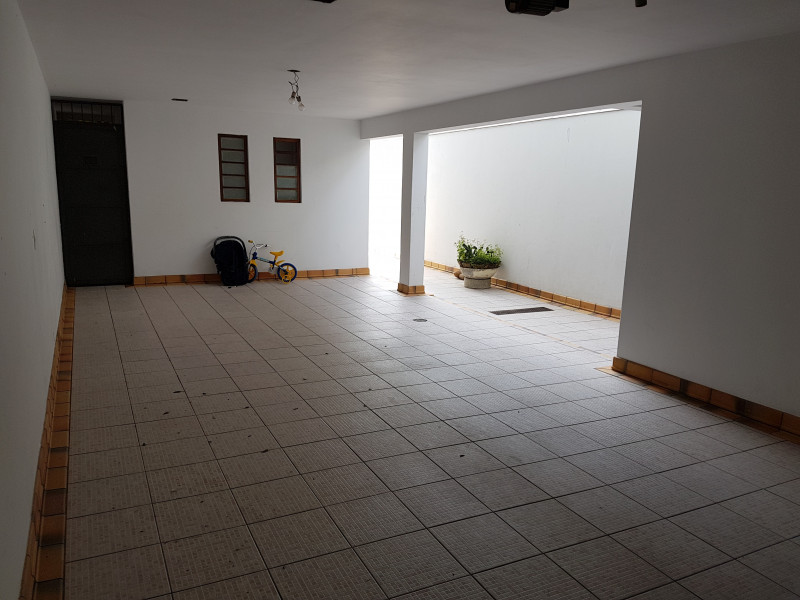 Casa à venda Jardim Nossa Senhora do Carmo com 270m² e 3 quartos por R$ 840.000 - 717955527-garagem-i.jpg