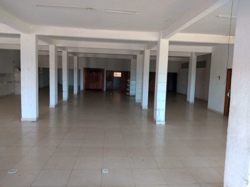 Comercial à venda Jardim Pero com 680m² e 1 quarto por R$ 1.250.000 - 1333948205-1da53b53-46f8-4bfc-bea2-6bcc8d9806fb.jpeg