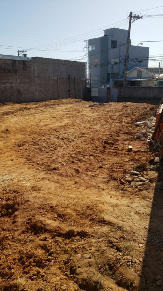 Terreno à venda Jardim Toledo com 291m² e 1 quarto por R$ 250.000 - 1089860521-img-20220623-wa0001.jpg