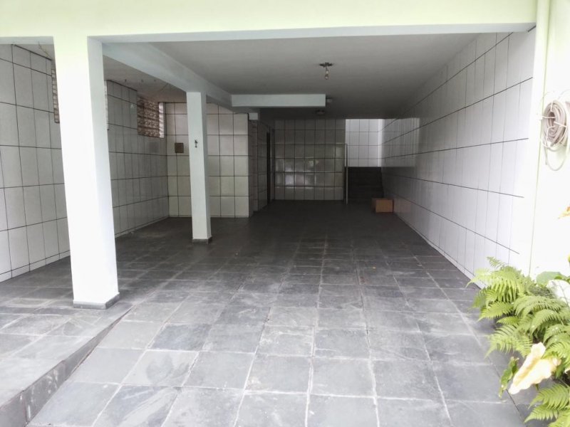 Casa à venda Parque Pinheiros com 180m² e 2 quartos por R$ 510.000 - 59966343-61e57d79-21cb-45b6-a35c-a0a6a1e4ebe8.jpeg