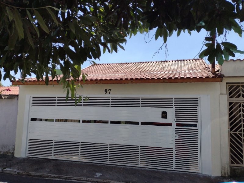 Casa à venda Chácara Sergipe com 170m² e 2 quartos por R$ 640.000 - 845800444-1.jpg