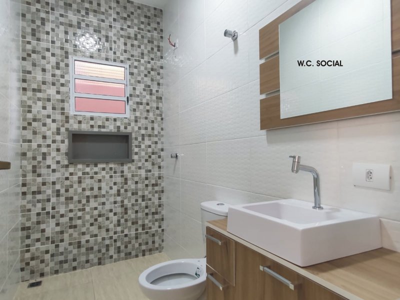 Casa à venda Portal dos Pioneiros com 82m² e 3 quartos por R$ 370.000 - 2069685799-wc-social.jpg
