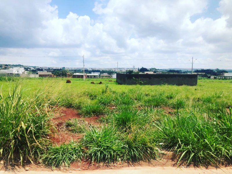 Terreno à venda Polocentro 1ª Etapa com 300m² e 1 quarto por R$ 150.000 - 319229718-img-20211012-133739-170.jpg