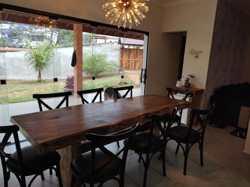 imóvel com 215m² - Centro - Vinhedo