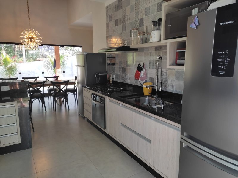 imóvel com 215m² - Centro - Vinhedo
