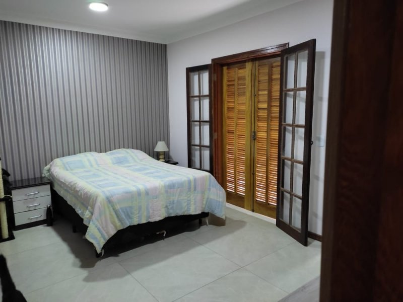 imóvel com 215m² - Centro - Vinhedo