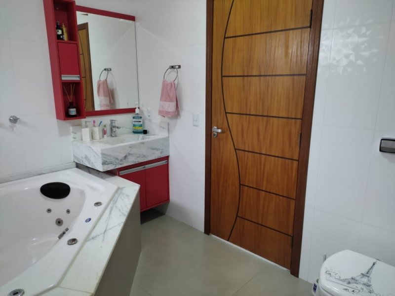 imóvel com 215m² - Centro - Vinhedo