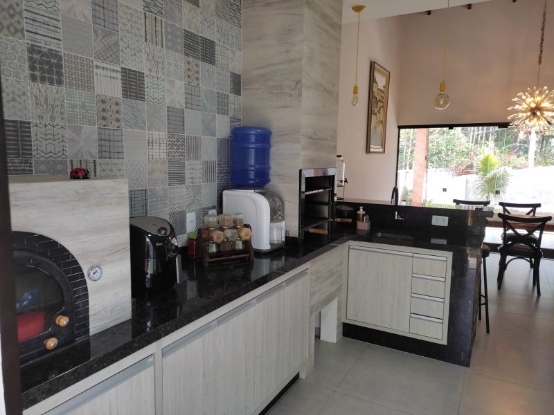 imóvel com 215m² - Centro - Vinhedo