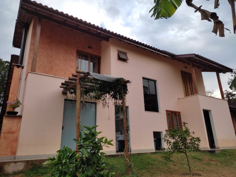 imóvel com 215m² - Centro - Vinhedo