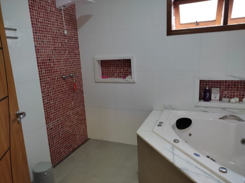 imóvel com 215m² - Centro - Vinhedo