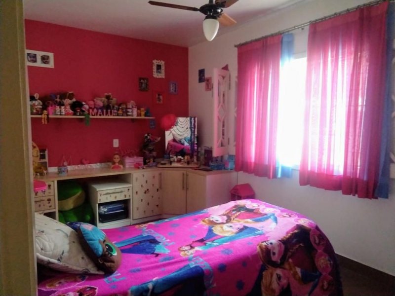 Casa de condomínio à venda Portal dos Gramados com 287m² e 4 quartos por R$ 989.000 - 1935282522-8ebbb876-620e-4f03-b249-c0c10c775e98.jpg