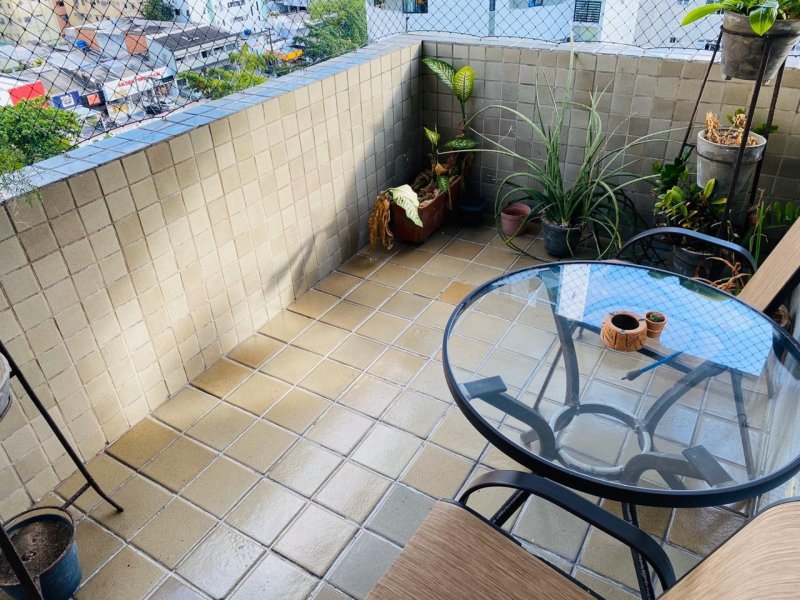 Apartamento à venda Boa Viagem com 132m² e 3 quartos por R$ 480.000 - 1373655289-varanda01.jpeg