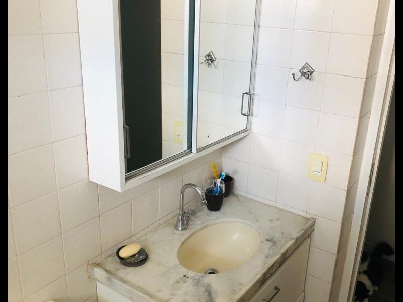 Apartamento à venda Boa Viagem com 132m² e 3 quartos por R$ 480.000 - 266335399-banheiro03.jpeg