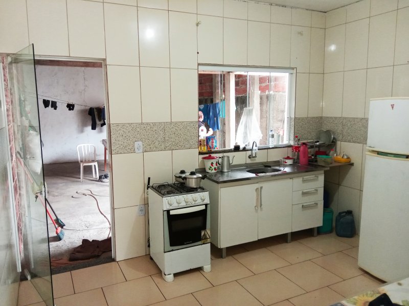 Casa à venda Residencial Mantiqueira com 132m² e 4 quartos por R$ 230.000 - 1122626260-cozinha-ampla.jpg