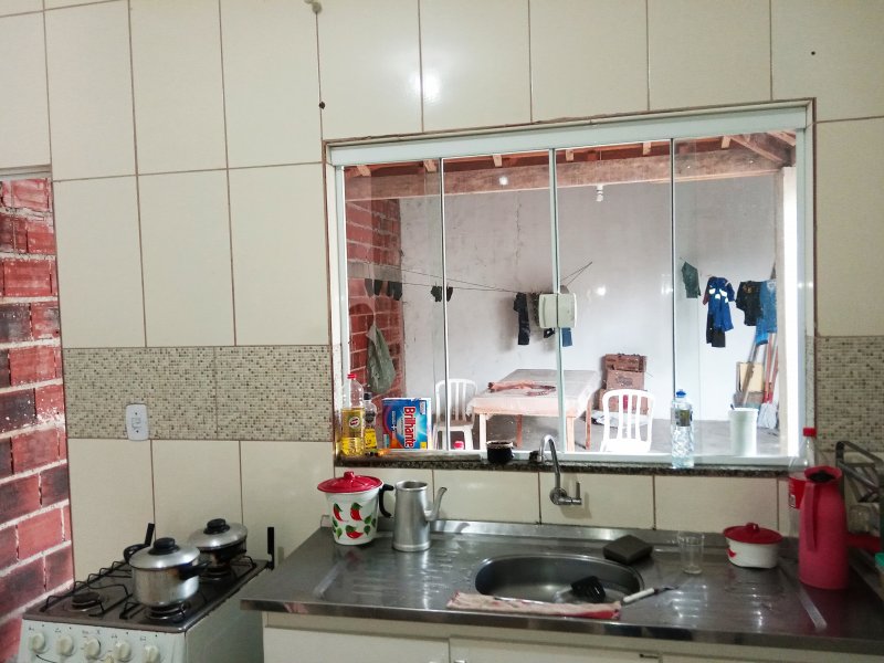 Casa à venda Residencial Mantiqueira com 132m² e 4 quartos por R$ 230.000 - 1208530761-cozinha.jpg