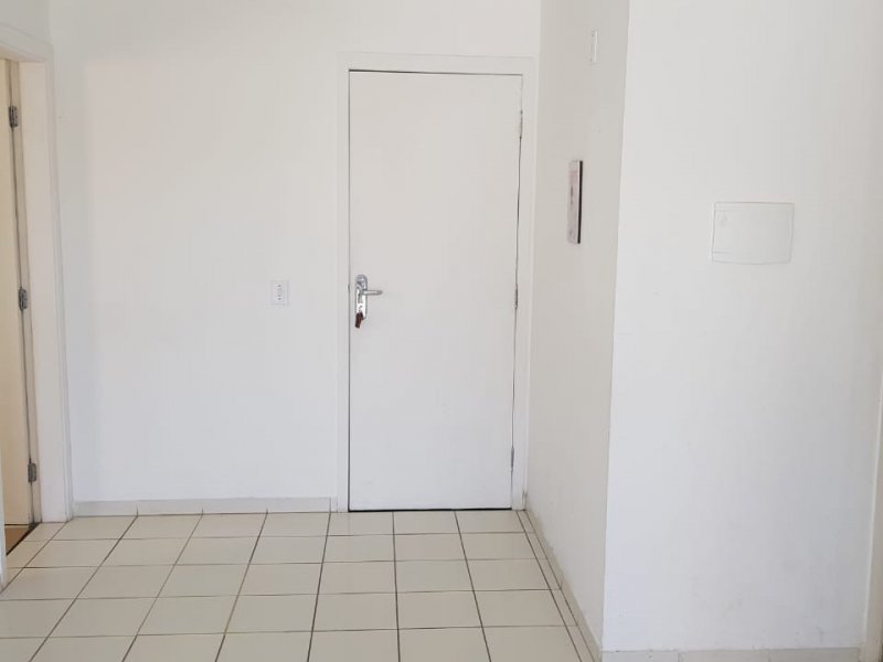 imóvel com 68m² - Serraria - São José