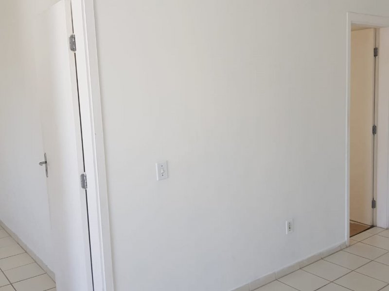 imóvel com 68m² - Serraria - São José