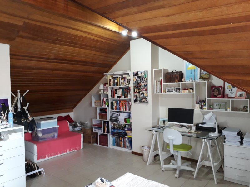 Casa à venda Água Verde com 140m² e 4 quartos por R$ 760.000 - 2048359265-atico-52.jpg