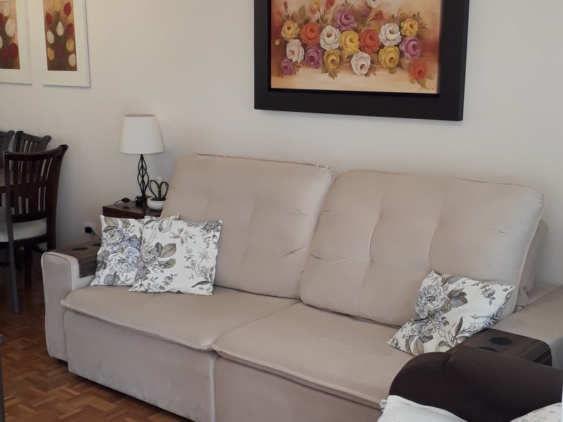 Casa à venda Água Verde com 140m² e 4 quartos por R$ 760.000 - 857008569-sala-1.jpg