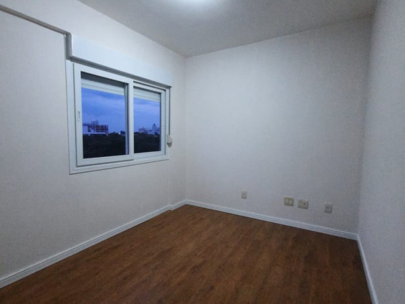 Apartamento à venda Menino Deus com 87m² e 3 quartos por R$ 680.000 - 2057702761-22.jpeg