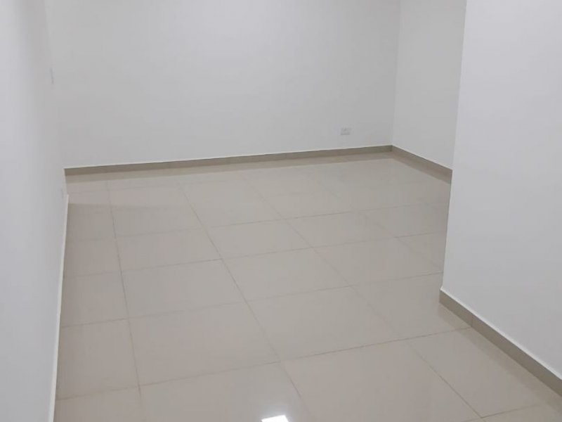 Apartamento à venda Terceira Divisão de Interlagos com 58m² e 2 quartos por R$ 290.000 - 1733173762-20d87d8a-175f-498d-bb56-e27dcee70433.jpg