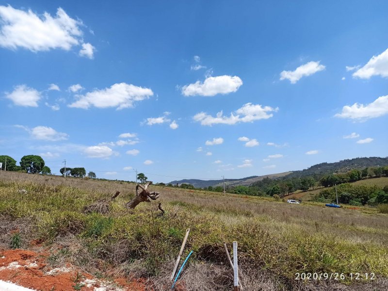 Terreno à venda Centro com 1000m² e 1 quarto por R$ 110.000 - 2094990702-1634240571050.jpg