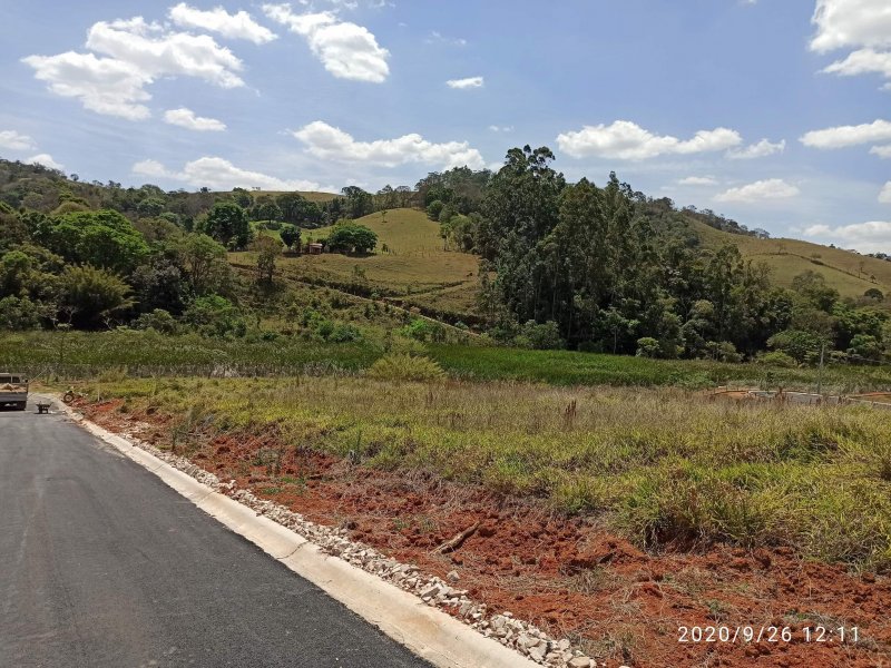 Terreno à venda Centro com 1000m² e 1 quarto por R$ 110.000 - 938778057-1634240571165.jpg