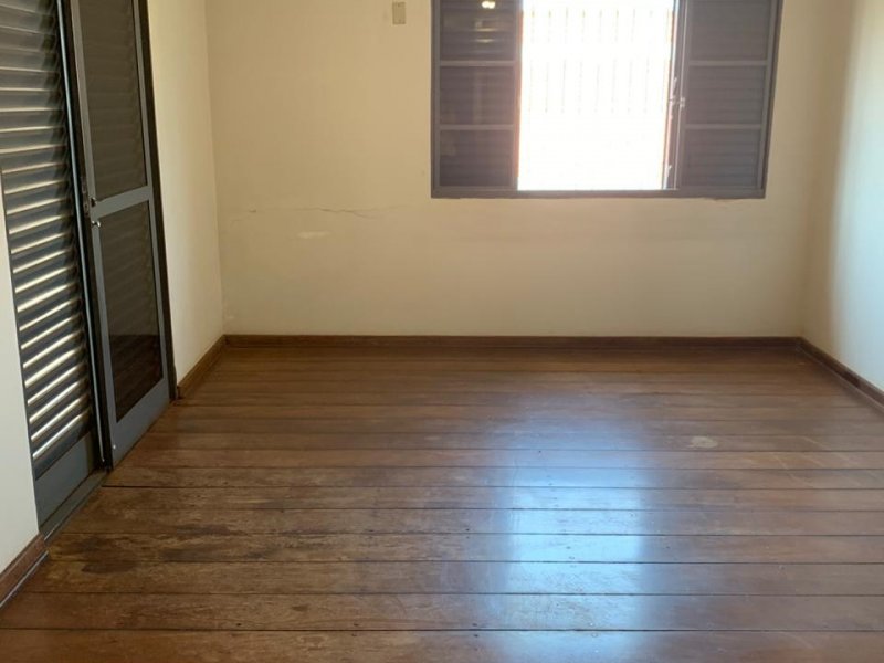 Casa para alugar Centro com 329m² e 5 quartos por R$ 5.500 - 970115315-568eca64-d357-4524-bce1-cce706c81805.jpg