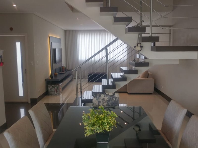 imóvel com 233m² - Centro - Tremembe
