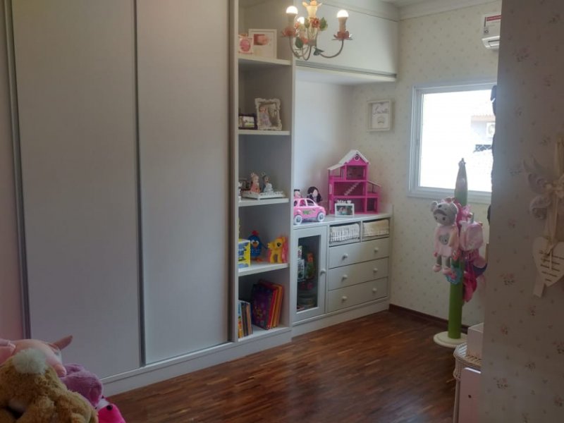 imóvel com 233m² - Centro - Tremembe