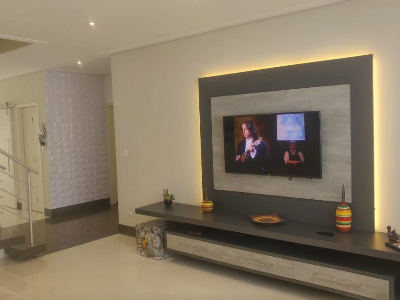 imóvel com 233m² - Centro - Tremembe