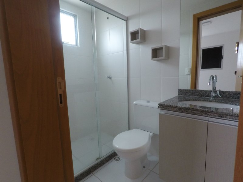 Apartamento à venda Rodoviaria Parque com 54m² e 2 quartos por R$ 255.000 - 457069392-banheiro-suite.JPG