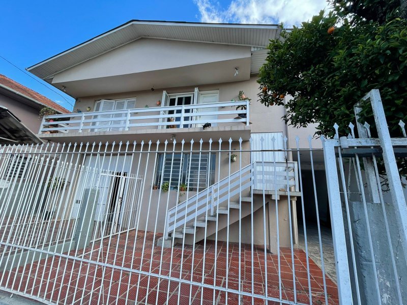 Casa à venda Aparecida com 308m² e 3 quartos por R$ 850.000 - 189292399-casa-vera-2.jpg