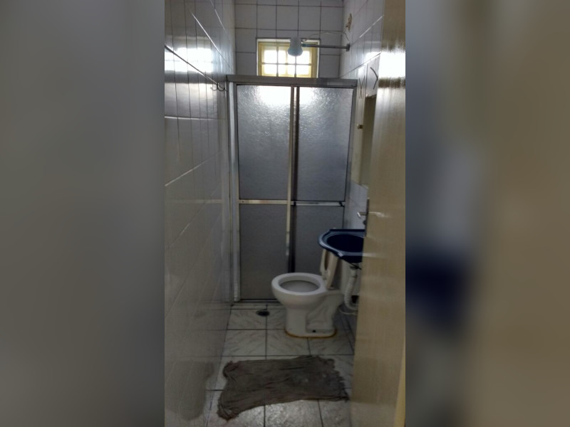 Casa à venda Vila Dalva com 220m² e 4 quartos por R$ 430.000 - wc.jpeg