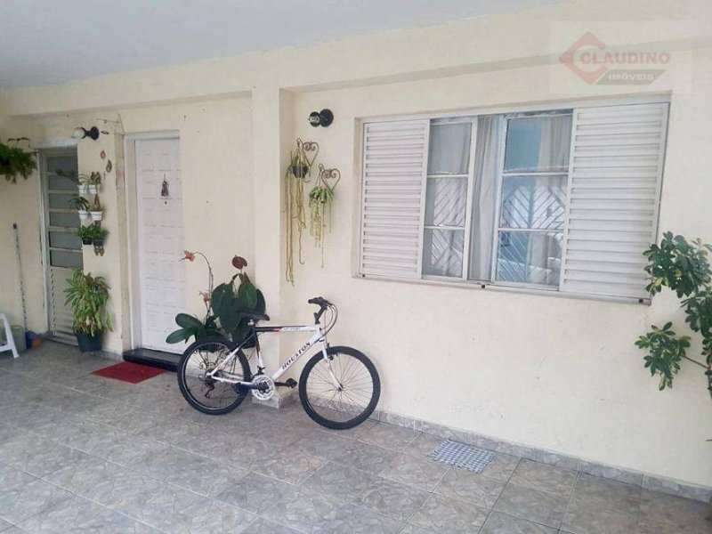 Casa à venda Jardim Nice com 200m² e 3 quartos por R$ 389.000 - 1943079890-b172a0b7599d68a441fee8a0ce3d321f.jpeg