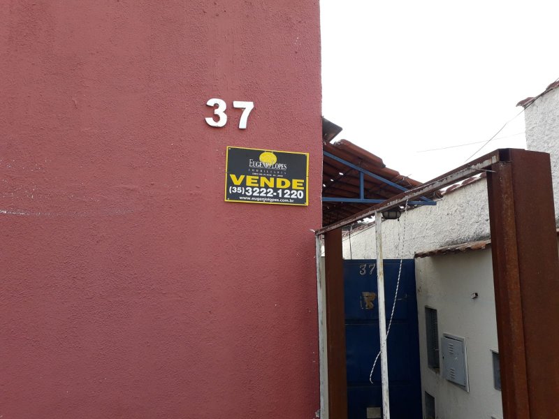 Kitnet à venda Jardim Mont Serrat com 150m² e 1 quarto por R$ 150.000 - 532640599-img-20210813-wa0003.jpg