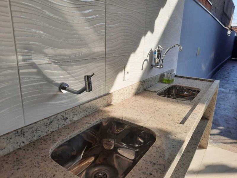 Casa à venda Jardim das Flores com 250m² e 3 quartos por R$ 550.000 - 1465427675-24.jpg