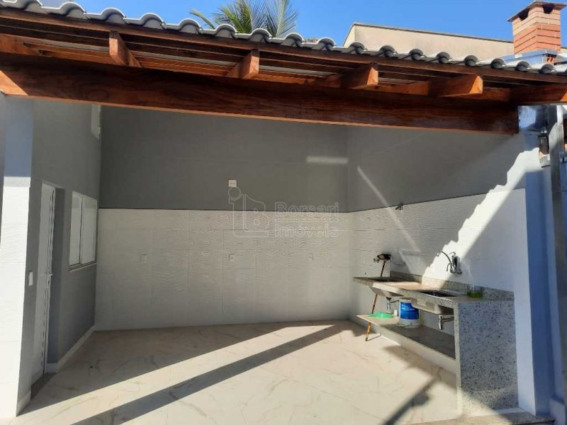 Casa à venda Jardim das Flores com 250m² e 3 quartos por R$ 550.000 - 2059908375-20.jpg