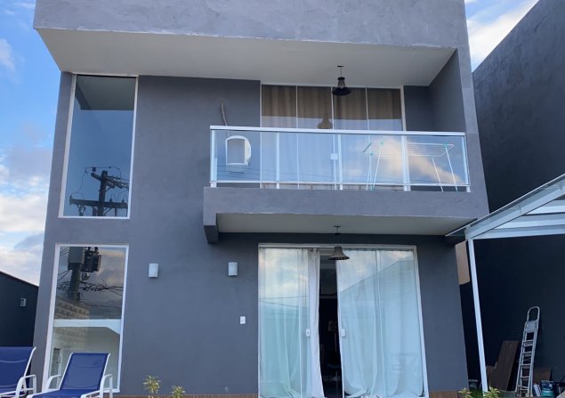 imóvel com 370m²