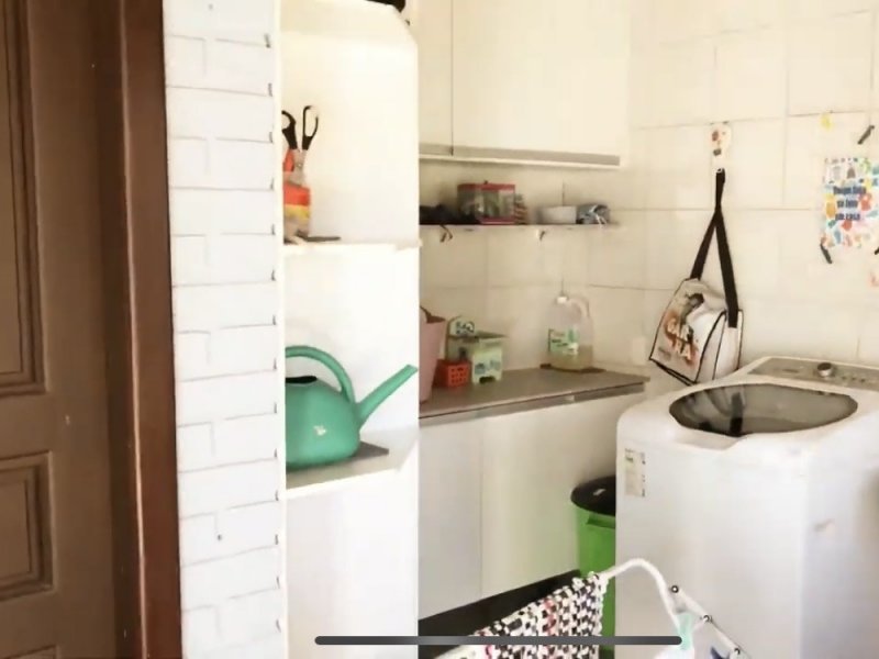 Casa à venda Santinho com 240m² e 4 quartos por R$ 900.000 - 1345447400-img-4364-original.jpg